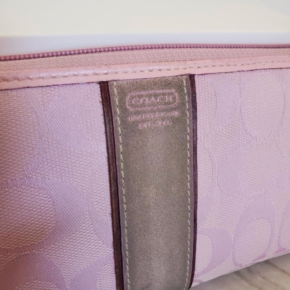 Vintage Coach Hamptons Long Wallet ( Pink / Lilac ) - Picture 2 of 10